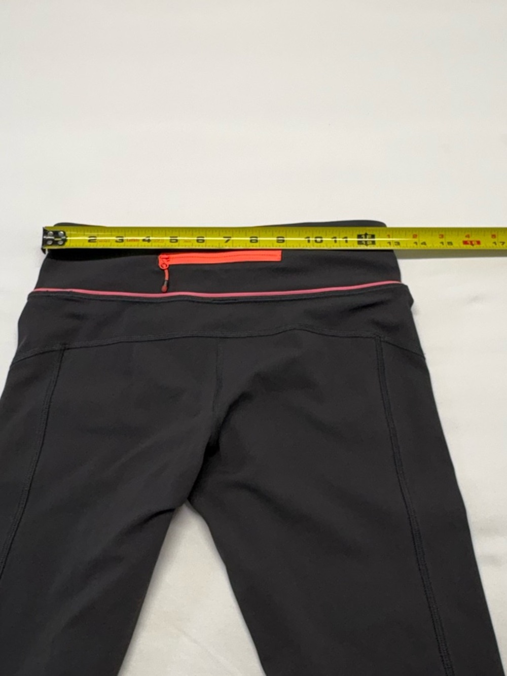 Lululemon Pace Queen Tight 7/8 Running Leggings - Soot / Pink - Size 4 - Picture 5 of 8